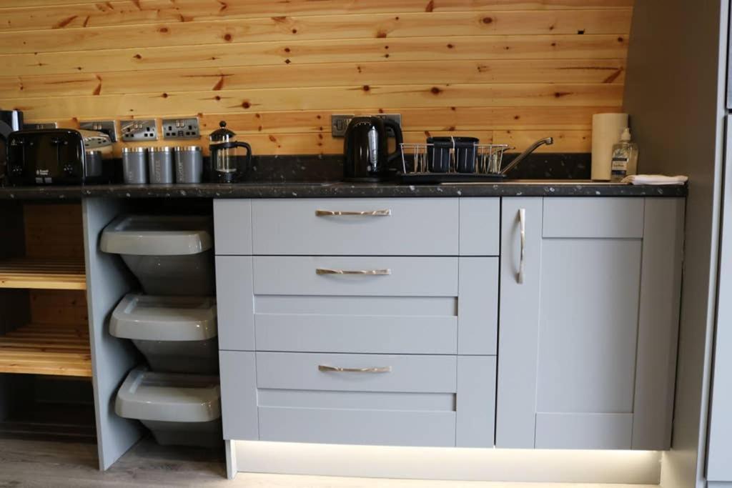 Glampods Glamping Pod - Meet Highland Cows And Sheep * Elgin